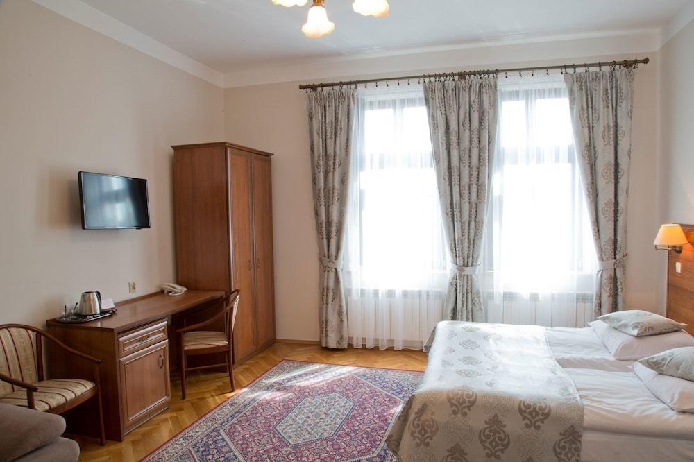 Aparthotel Basztowa Krakau Exterior foto